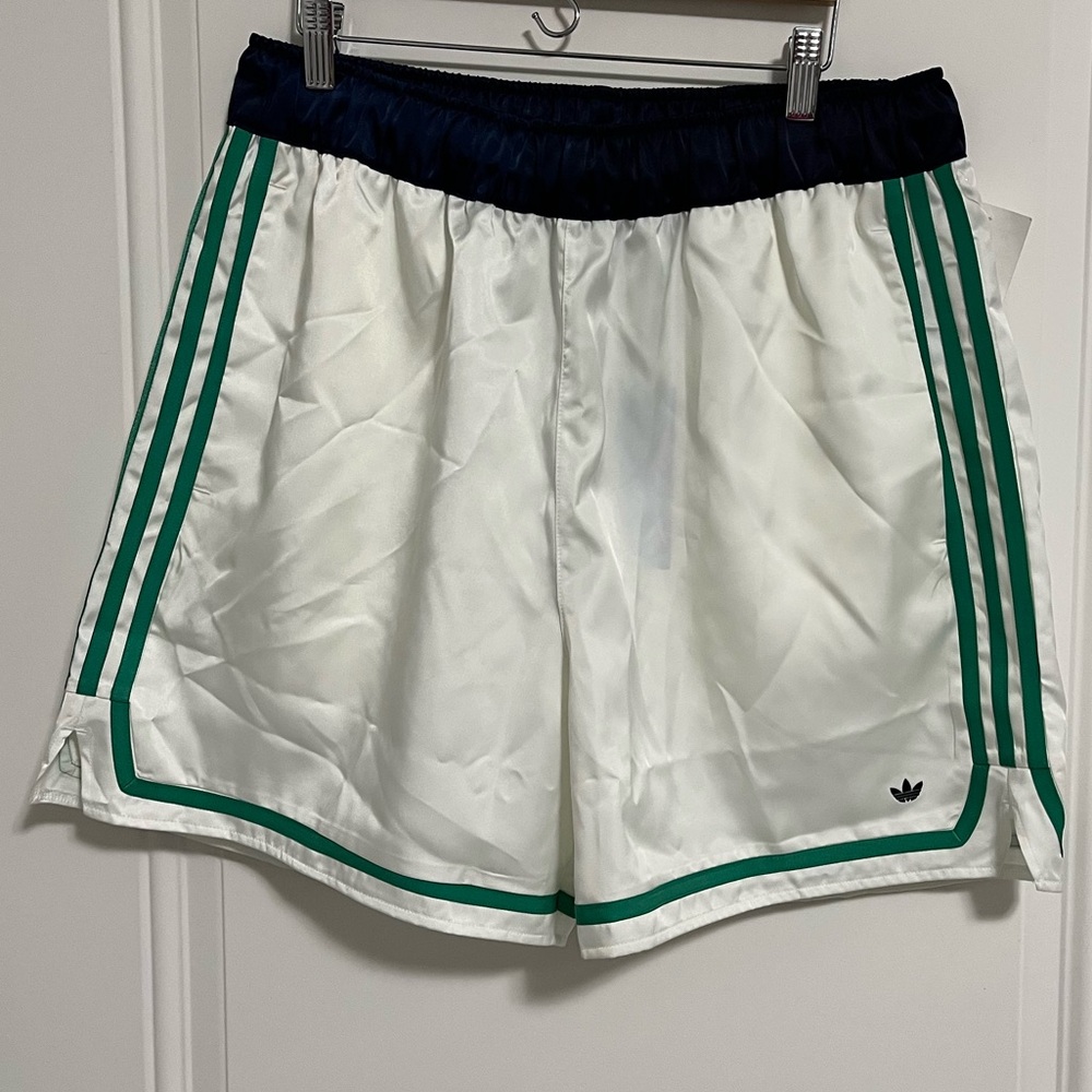NWT - Adidas Hoop Prep Men’s Shorts - Size L